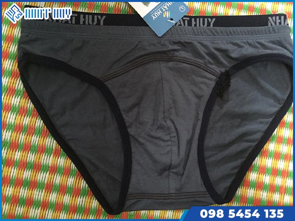Quần lót nam tam giác